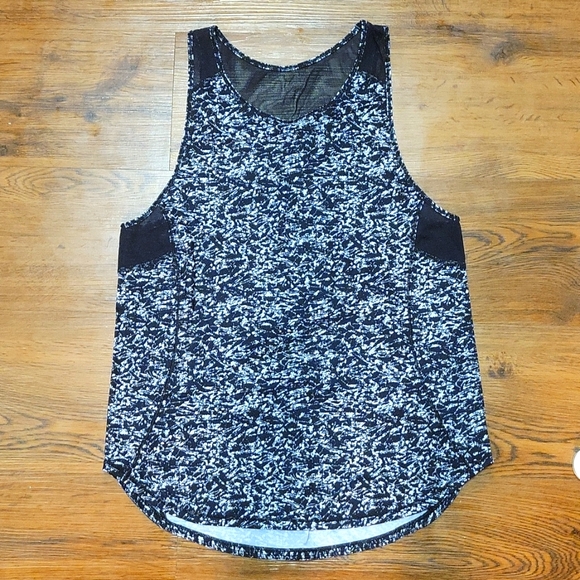 lululemon athletica Tops - Lululemon Sculpt Tank